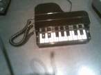 Piano phone.jpg