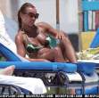 vanessa_williams-beach_02.jpg