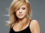 Kelly-Clarkson-15.JPG
