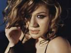 Kelly-Clarkson-34.JPG