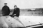 with BICh-8 glider Moscow1931 s.jpg