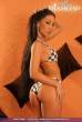 Mya_Checked_01.jpg