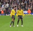 649px-Van_persie_henry.jpg