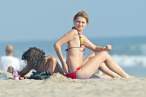 mischa-barton-bikini-1-08.jpg