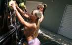 casey-parker-pic-car-wash-01.jpg