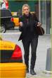 kate-winslet-waves-cab-05.jpg