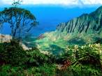 Kalalau_Valley,_Kauai,_Hawaii_-_Pacific_Breezes.jpg