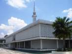 Negara National Mosque in Kuala Lumpur - Malaysia.jpg