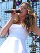 joss_stone_live_7_big.jpg