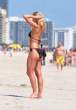 kelly_landry_bikini_pictures_4.jpg