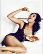 padma-lakshmi-hq-legs-3.jpg