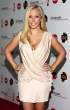 kendra_wilkinson_out_white_6.jpg
