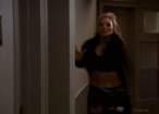 Kim_Cattrall-Sex_And_The_City_S2E17-2.jpg