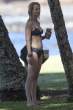 gallery_enlarged-1202_helen_hunt_bikini_01.jpg