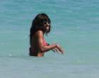 AlexandraBurkeBikiniMiamiBeachMAR_7_2011HQx9352.jpg