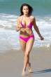 rosa-blasi-pink-bikini-hermosa-beach-04-480x720.jpg