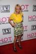 tn-by_mah0ne-Kristin_Chenoweth_At_The_Hot_In_Cleveland_Premiere_14.06.10_003.jpg