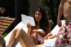 80841_LeilaniDowdinginBikinipoolsideinMiamiBeachMAR_30_2011HQx103_123_439lo.jpg