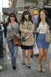 Zooey Deschanel walks to ABC studios576lo.jpg