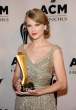 78950_taylorlq_123_369lo.jpg