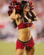 nfl-cheerleaders-cleavage-4.jpg
