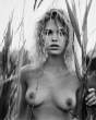 ErinHeatherton-CraigKadelPhotoshootforVogueItalia-Dec200710.jpg