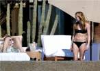 686916902_cat_deeley_08_122_248lo.jpg