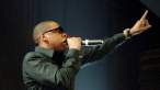 article_big_1331207482Jay-Z-performing-live.jpg