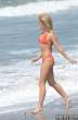 adriana-sephora-shows-off-her-body-at-the-beach-4.jpg