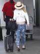 dakota_fanning_loose_jeans_7.jpg