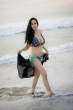 1340124_gallery_enlarged-0118_octomom_bikini_15.jpg