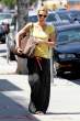 sophie_monk_yellow_baggy_3.jpg