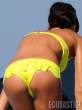 elisabetta-gregoraci-in-a-yellow-bikini-06-675x900.jpg