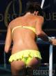 elisabetta-gregoraci-in-a-yellow-bikini-09-675x900.jpg