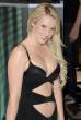 rebecca_ferdinando_boobs_face_diversion_18.jpg
