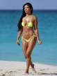 suelyn-medeiros-bikini-1128-03-435x580.jpg