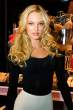 Candice-Swanepoel_2010-03-31_VictoriasSecretStoreChicago_photo-by-Adam_Bielawski.jpg