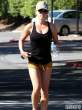 kendra-wilkinson-flashing-cleavage-and-legs-09-435x580.jpg