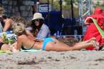Rachel Hunter Bikini Malibu 07-07-13 (11).jpg