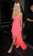 Tara_Reid_AAS002.jpg