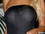 shauna-sand-wearing-a-revealing-dress-07-580x435.jpg