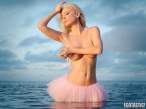 Ana-Braga-Covered-Topless-for-Playboy-01-580x435.jpg