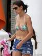 katie-holmes-bikini-top-and-shorts-poolside-in-miami-01-435x580.jpg