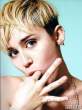 Miley-Cyrus-Sexy-in-Bangerz-Tour-Promos-03-435x580.jpg