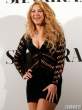 Shakira-Sexy-in-a-Black-Dress-at-Her-New-Album-Photocall-in-Spain-05-435x580.jpg