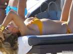 Rita-Rusic-in-Yellow-Bikini-in-Miami-08-580x435.jpg
